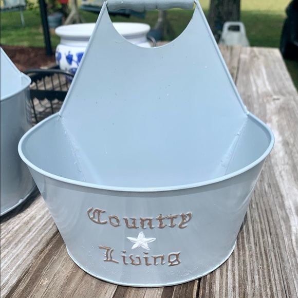 Vintage Country Living Wall Pockets - Picture 9 of 11